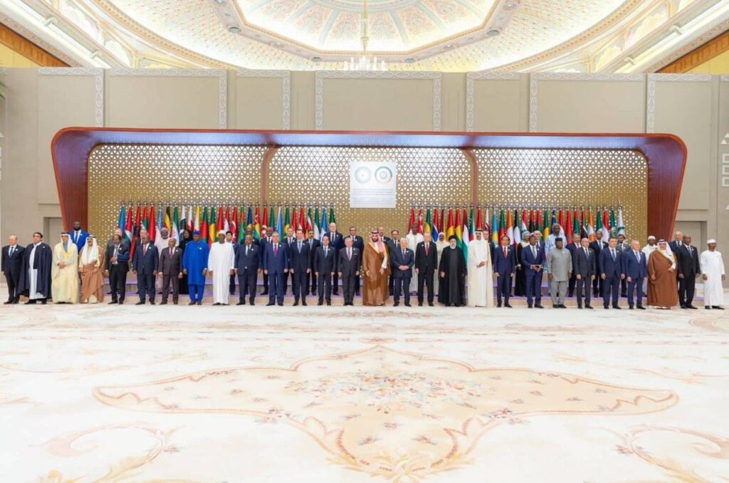 «قمة الرياض»... موقف موحّد لوقف العدوان الإسرائيلي (تغطية حية)
